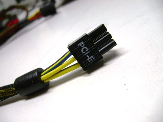 pic 0006 2 - Recensione - Antec TruePower Quattro 1000W