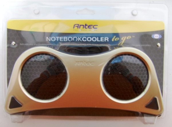 antecfoto1 - Recensione - Notebook Cooler: Antec vs. Evercool