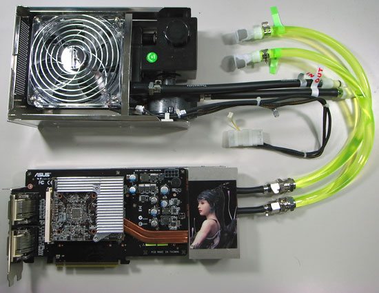 ASUS EAH3850 Trinity: tre GPU in Crossfire asus hd3850 trinity 02 - ASUS EAH3850 Trinity: tre GPU in Crossfire