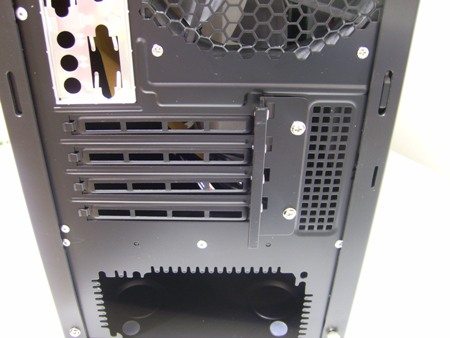 Recensione - Antec Mini P180 p1808 - Recensione - Antec Mini P180