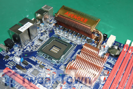 news fox 09c full full - Foxconn presenta la Quantum Force 'Avenger' con chipset Intel P45