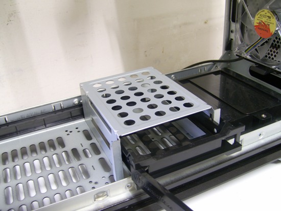 thermaltake11 - Recensione - Thermaltake Armor + ESA Edition VH6001BWS