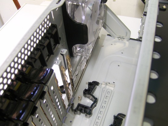 thermaltake7 - Recensione - Thermaltake Armor + ESA Edition VH6001BWS