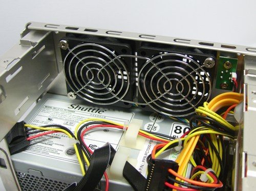 sp35p13 - Recensione - Shuttle XPC Barebone SP35P2