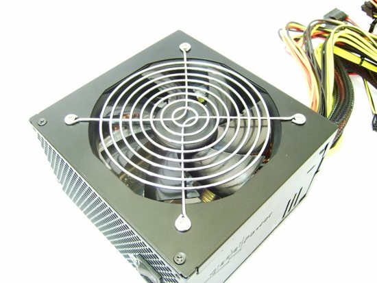 gpal6503 - Recensione - Alimentatore GlacialPower GP-AL 650A