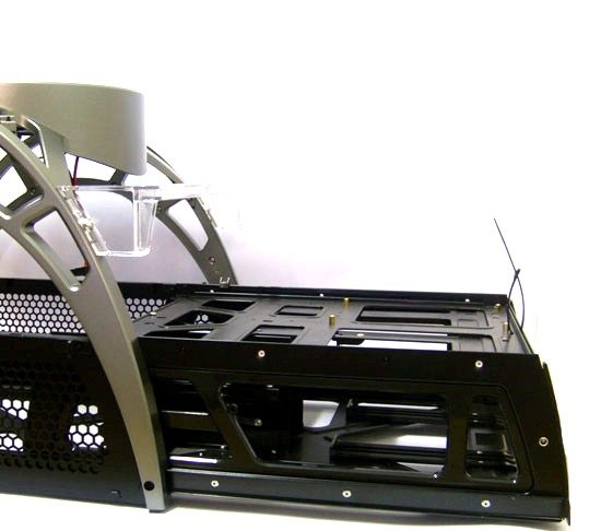 skeleton8 - Recensione Case - Antec Skeleton