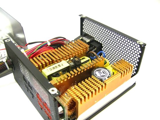 silentforce7 - Recensione - Alimentatore Lian-Li Silent Force 750W