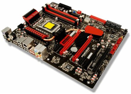 Foxconn presenta la motherboard P55 Inferno Katana Foxconn Inferno Katana board 03 - Foxconn presenta la motherboard P55 Inferno Katana