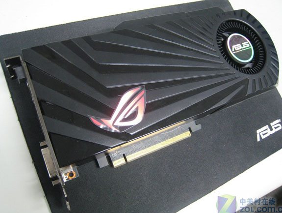 ASUS Radeon HD 5870 in versione Matrix? Asus Radeon HD 5870 Matrix 01 - ASUS Radeon HD 5870 in versione Matrix?
