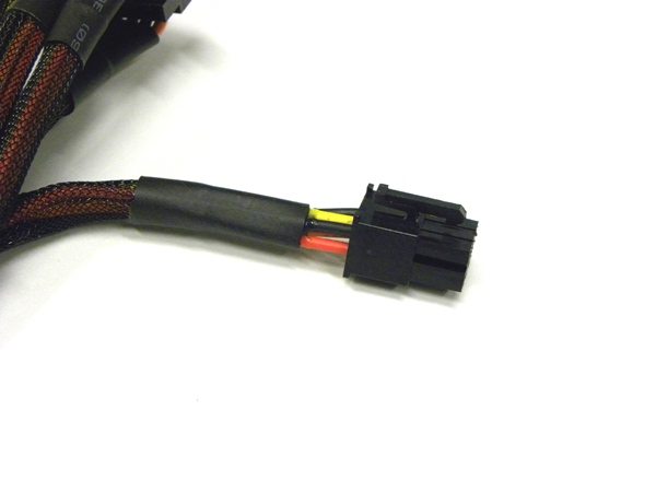 adatahm4 - Recensione - Alimentatore A-DATA HM 650W