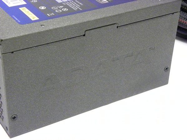 adatahm7 - Recensione - Alimentatore A-DATA HM 650W