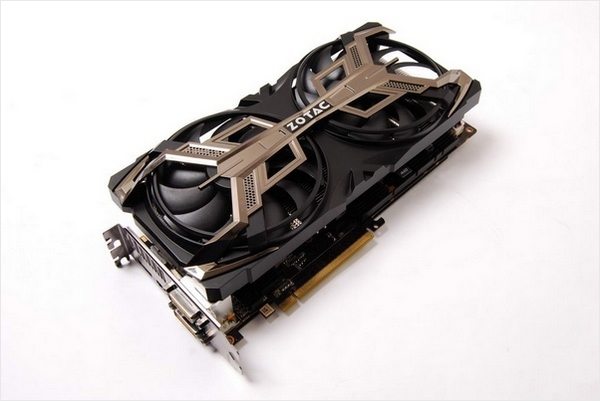 Zotac presenta una GeForce GTX 560 Ti Extreme Edition Zotac GTX 560 Ti Extreme Edition - Zotac presenta una GeForce GTX 560 Ti Extreme Edition