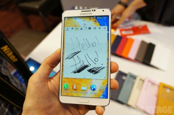 galaxy note 3 official 600x398 - Samsung Galaxy Note: vendute oltre 38 milioni di unità