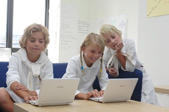 asuseeepc_11 asuseeepc_11.jpg