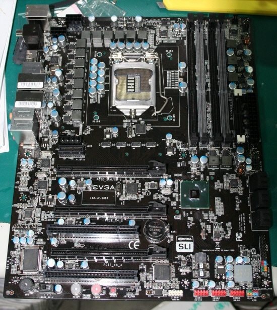 EVGA_132-LF-E657_P55_board_01 EVGA_132-LF-E657_P55_board_01